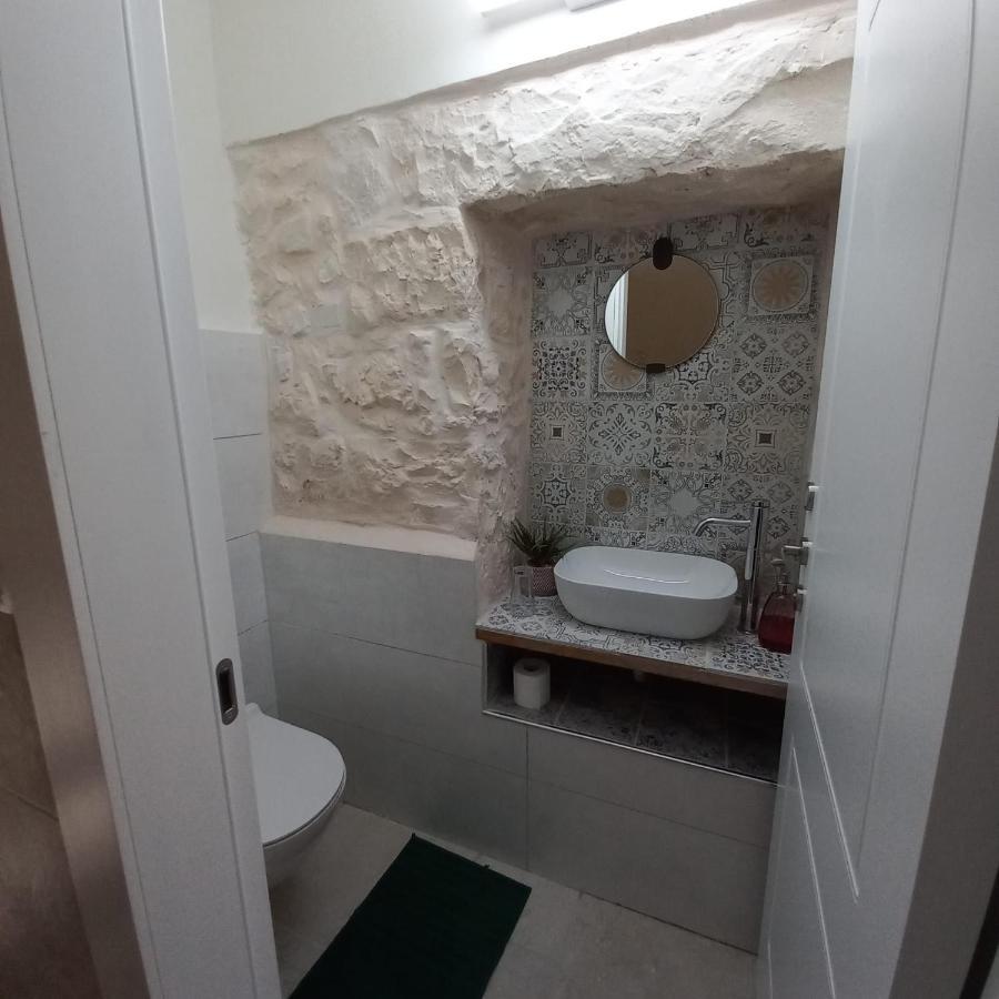 מלון ירושלים נוף על הוואדי מראה חיצוני תמונה