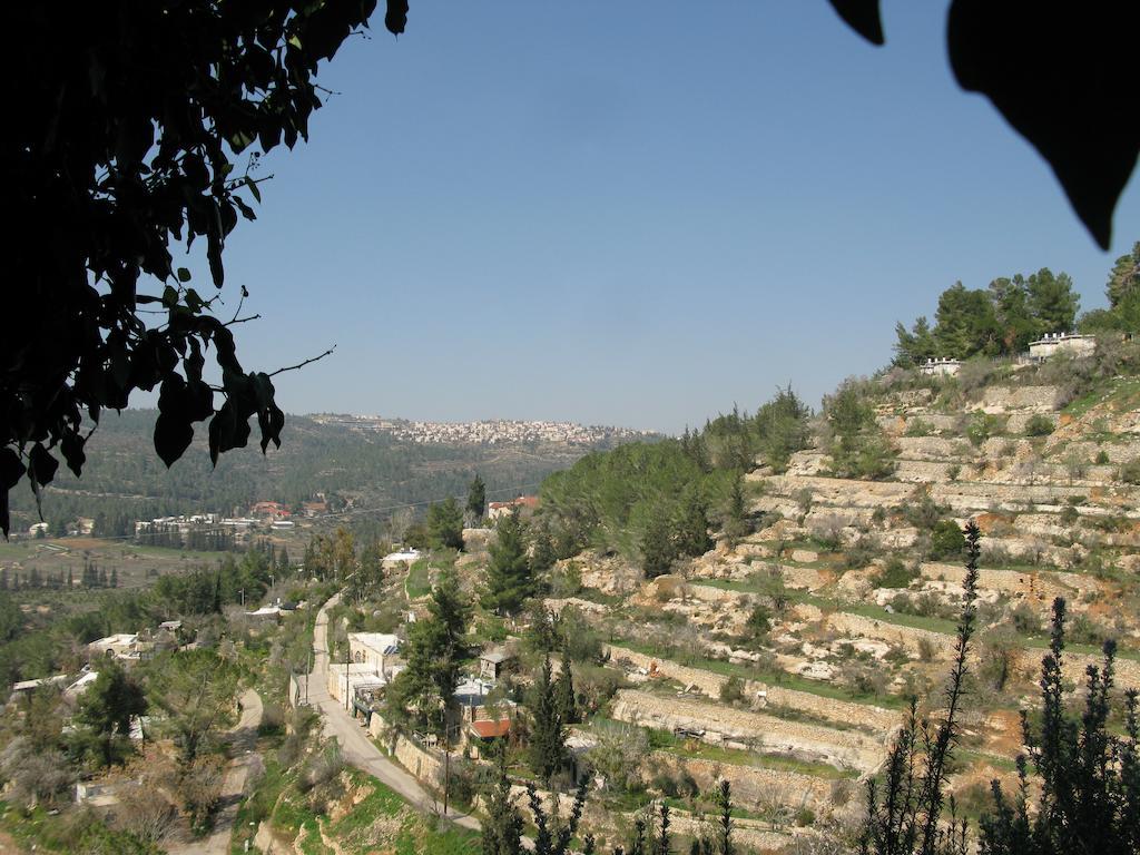 מלון ירושלים נוף על הוואדי מראה חיצוני תמונה